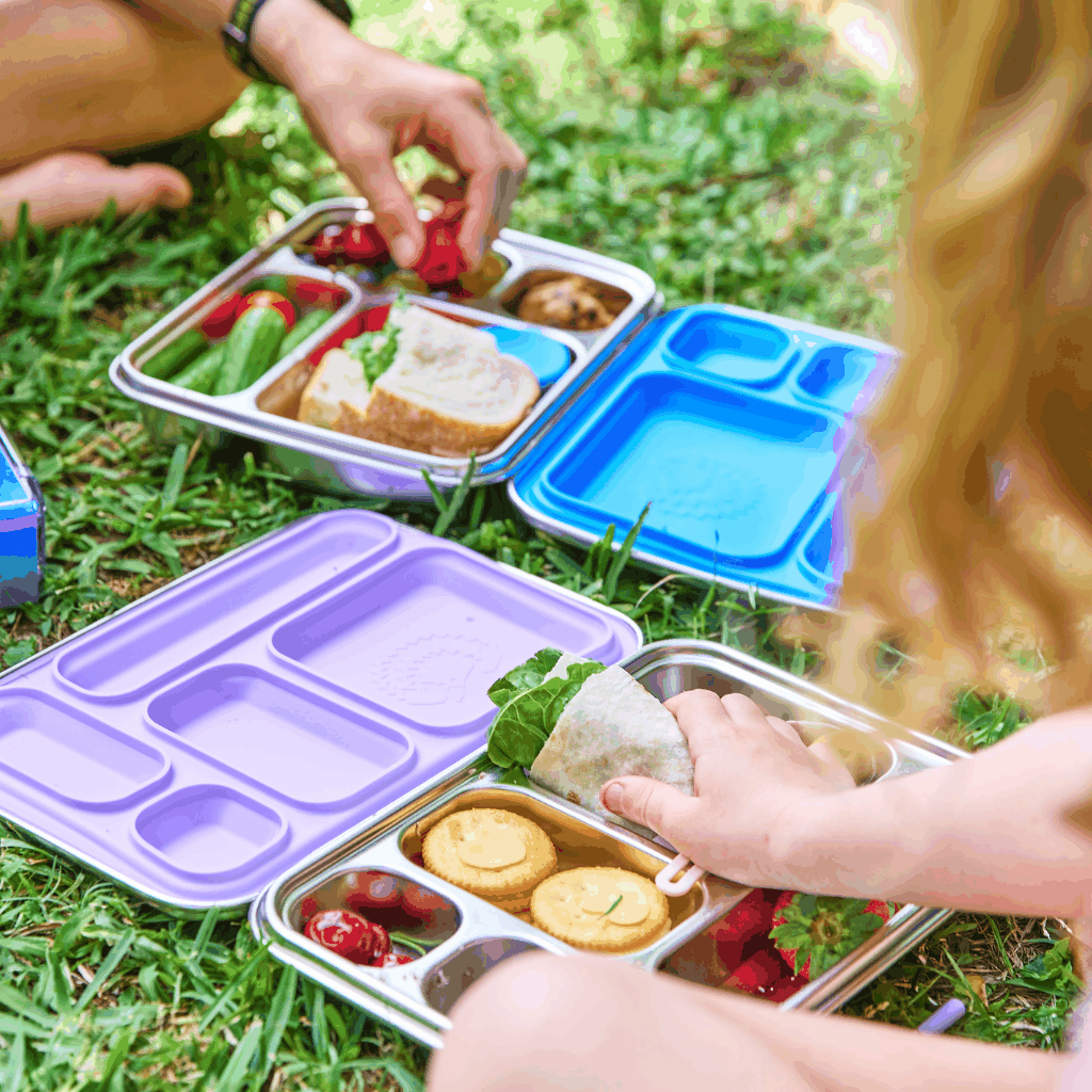 Stainless steel lunchbox for Kindergarten with compartments and child-friendly design